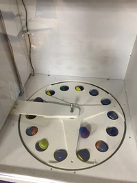 Автомат для продажи бахил Бахиломат Плюс